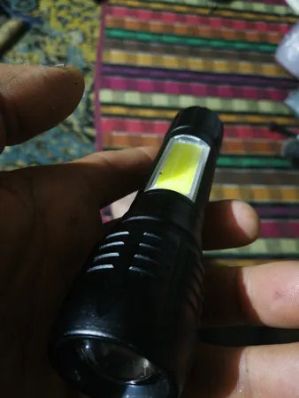 چراغ قوه مدل P.O.L 50000W