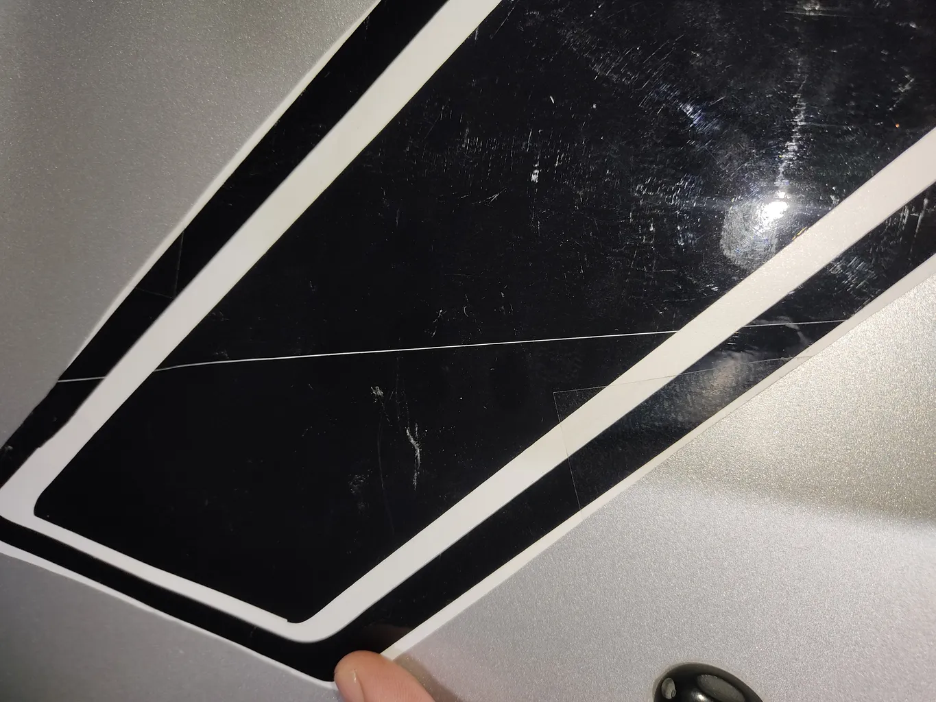 برچسب بدنه خودرو ونگارد کد 24 مجموعه 4 عددی