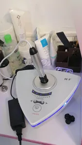 تجریه خرید دستگاه لیفت و جوانسازی صورت آر اف مدل استار