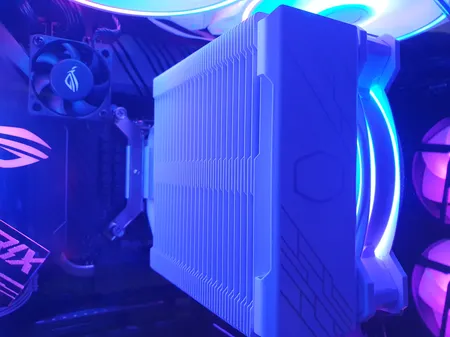 خنک کننده پردازنده کولر مستر مدل Hyper 212 Halo White ARGB