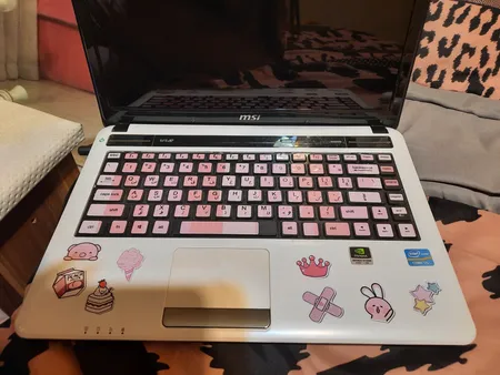 استیکر لپ تاپ راتیانا مدل girly pack مناسب برای لپ تاپ 15 تا 17 اینچ به همراه برچسب حروف فارسی کیبورد