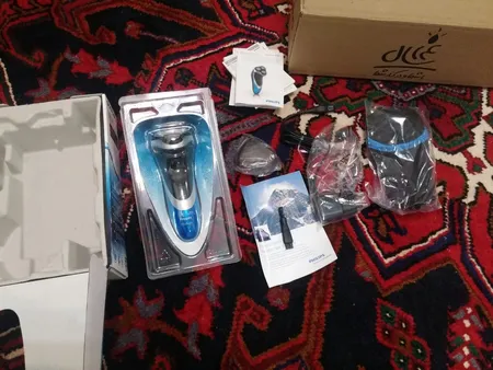 ماشین اصلاح صورت فیلیپس مدل AT890/20