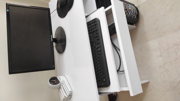 میز کامپیوتر مدل 103