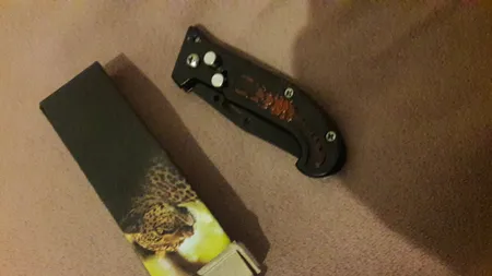 چاقو سفری مدل 1000