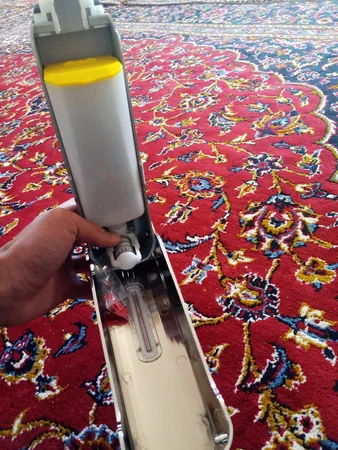 پمپ مایع دستشویی ایمن آب مدل royan