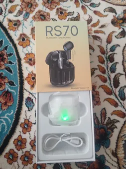 هدفون بلوتوثی مدل RS70
