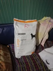 تجریه خرید غذای خشک سگ سلبن مدل Large Junior وزن 10 کیلوگرم