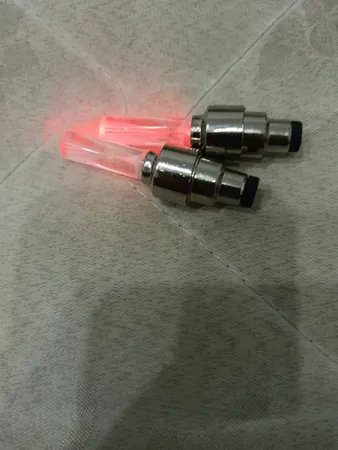 چراغ چرخ دوچرخه آیرون من مدل Rb20 بسته 2 عددی