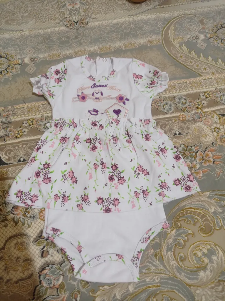 زیردکمه دامن دار آستین کوتاه نیروان طرح کلبه