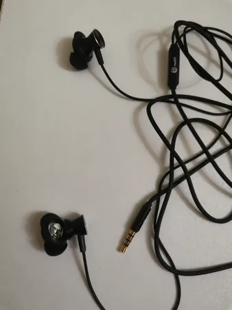 هندزفری کی تی مدل TEHRAN