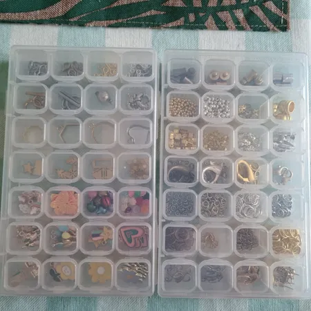 جعبه ابزار خیاطی مدل نظم دهنده منجوق کد 00