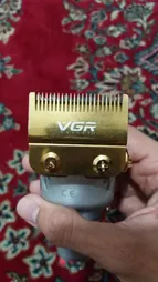 ماشین اصلاح موی سر و صورت وی جی ار مدل VGR V-140