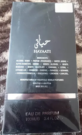 ادوپرفیوم مردانه لطافه، مدل حیاتی با حجم 100 میلی‌لیتر و رایحه طبیعت، شیرین، خوراکی، خنک، چوب، مناسب تمام فصول، نت آغازین سیب، ترنج، نت میانی دارچین، چوبهای جنگلی، نت پایانی مشک، وانیل