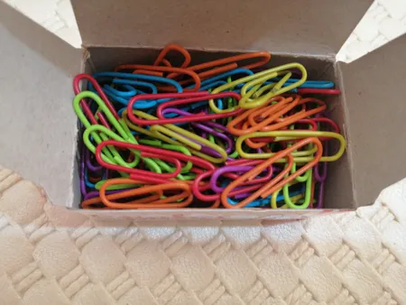 گیره کاغذ پنتر مدل متالیک سایز 28 میلی متر