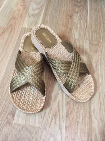 دمپایی زنانه پاپا مدل حصیری K1-GD