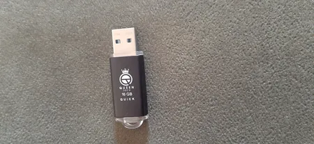 فلش مموری کوئین تک مدل QUICK ظرفیت 16 گیگا بایت