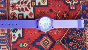 تجریه خرید ساعت مچی عقربه ای دخترانه کیو اند کیو مدل vr99j006y