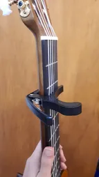 کاپو گیتار مدل PB-A104