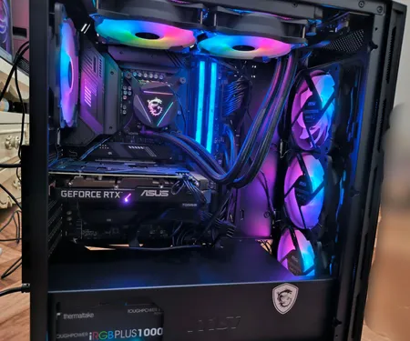 کیس کامپیوتر ام اس آی مدل MPG GUNGNIR 111R