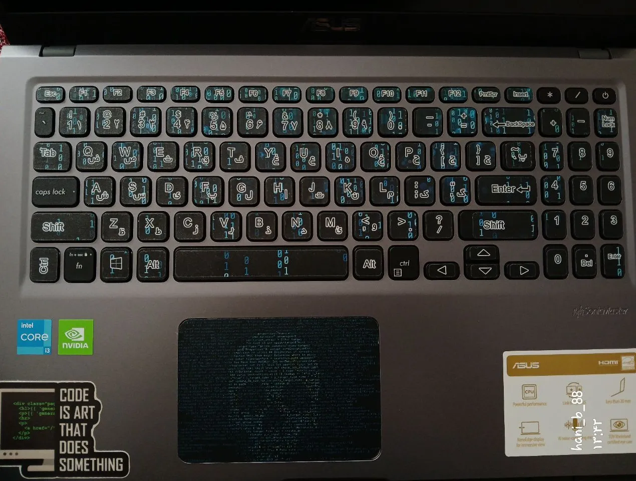 استیکر لپ تاپ توییجین و موییجین طرح Hacker کد 19 مناسب برای لپ تاپ 15.6 اینچ به همراه برچسب حروف فارسی کیبورد