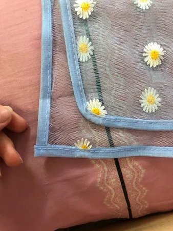 روسری زنانه مدل مینی اسکارف بابونه