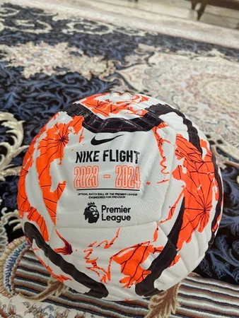 توپ فوتبال مدل 2024 چرمی سایز 5