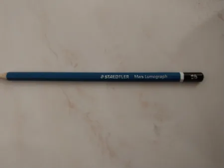 مداد طراحی استدلر مدل Mars Lumograph B8