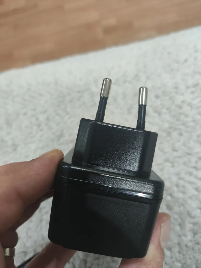 ماساژور برقی گردن و شانه رنفو مدل SNM061