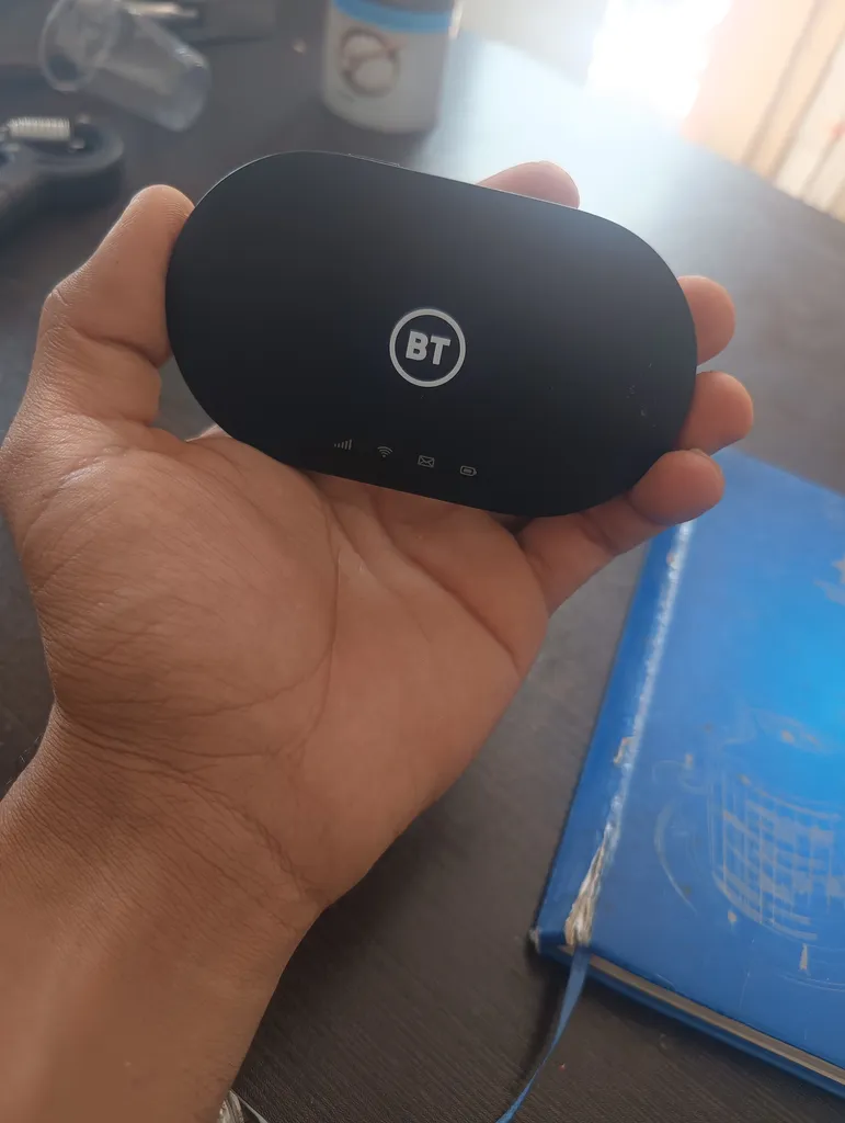 مودم 4.5G قابل حمل آلکاتل مدل BT71