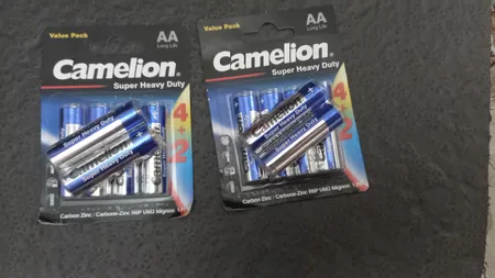 باتری قلمی کملیون مدل Super Heavy Duty بسته 6 عددی