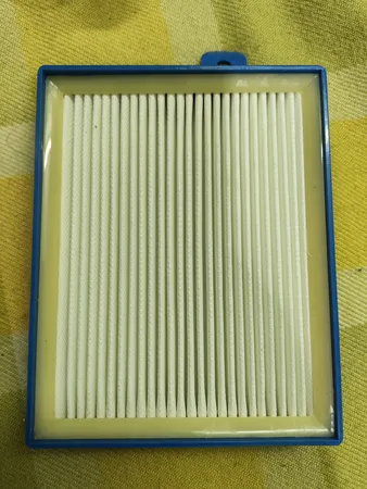 فیلتر خروجی جاروبرقی مدل fc9170/74 به همراه فیلتر ورودی مناسب برای جاروبرقی فیلیپس