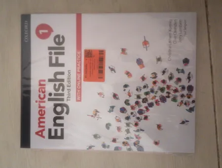 کتاب American English File 1 اثر جمعی از نویسندگان انتشارات Oxford