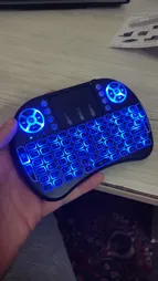 مینی کیبورد بی‌سیم همراه با تاچ‌پد مدل 08RF/2.2 Persian