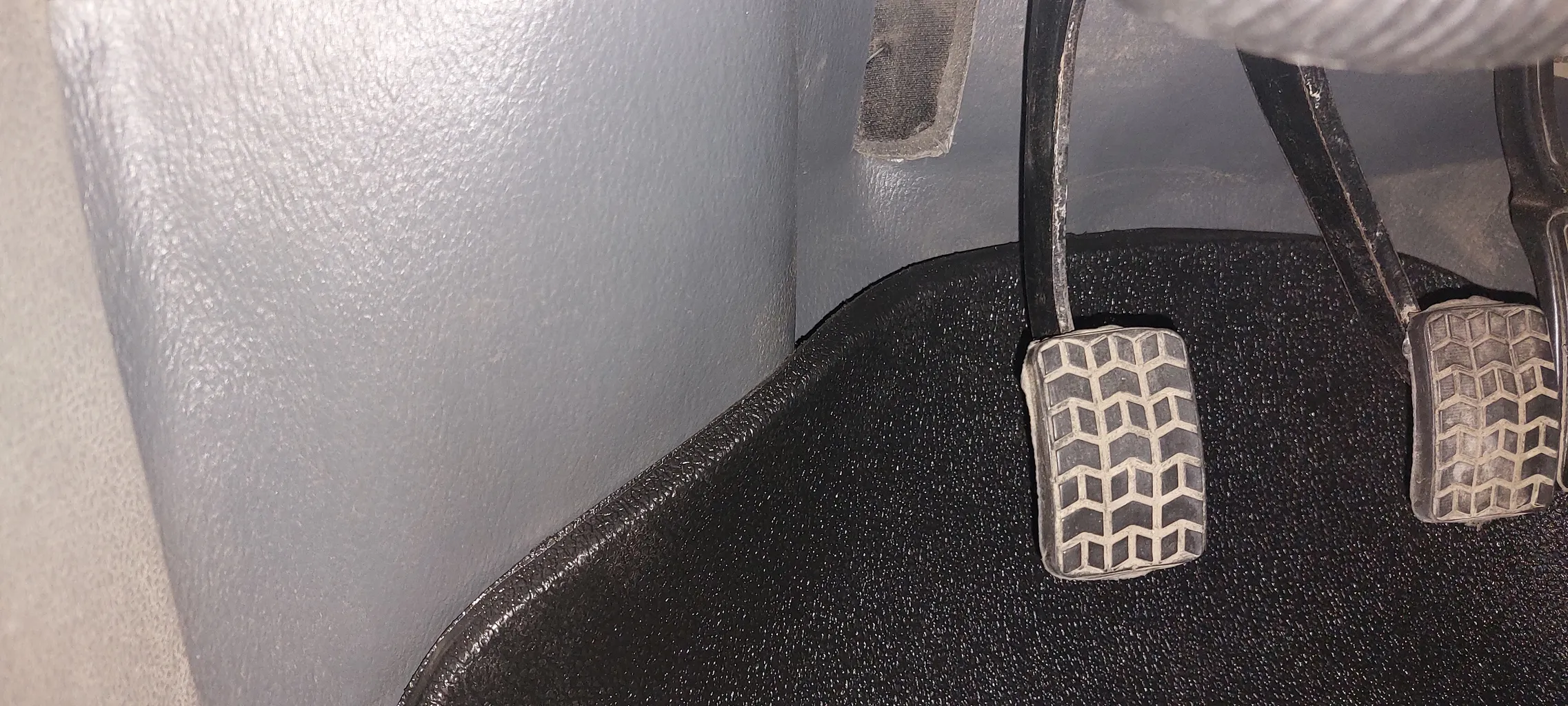 کفپوش سه بعدی خودرو  پانیذ مدل پشت نمدی MHLB N مناسب برای پراید صبا