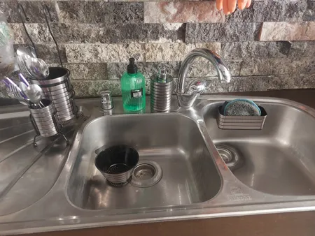 مخزن مایع ظرفشویی مدل تایلندی کد 04 به همراه فرچه و سیم ظرفشویی