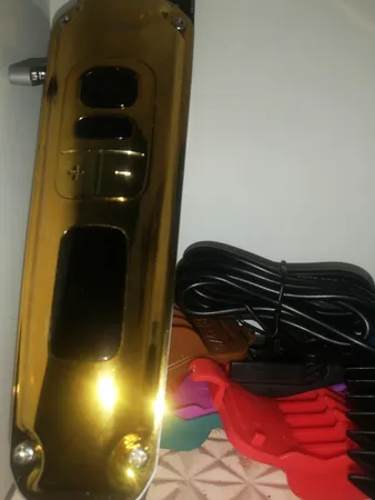 ماشین اصلاح موی سر و صورت وی جی ار مدل V-006