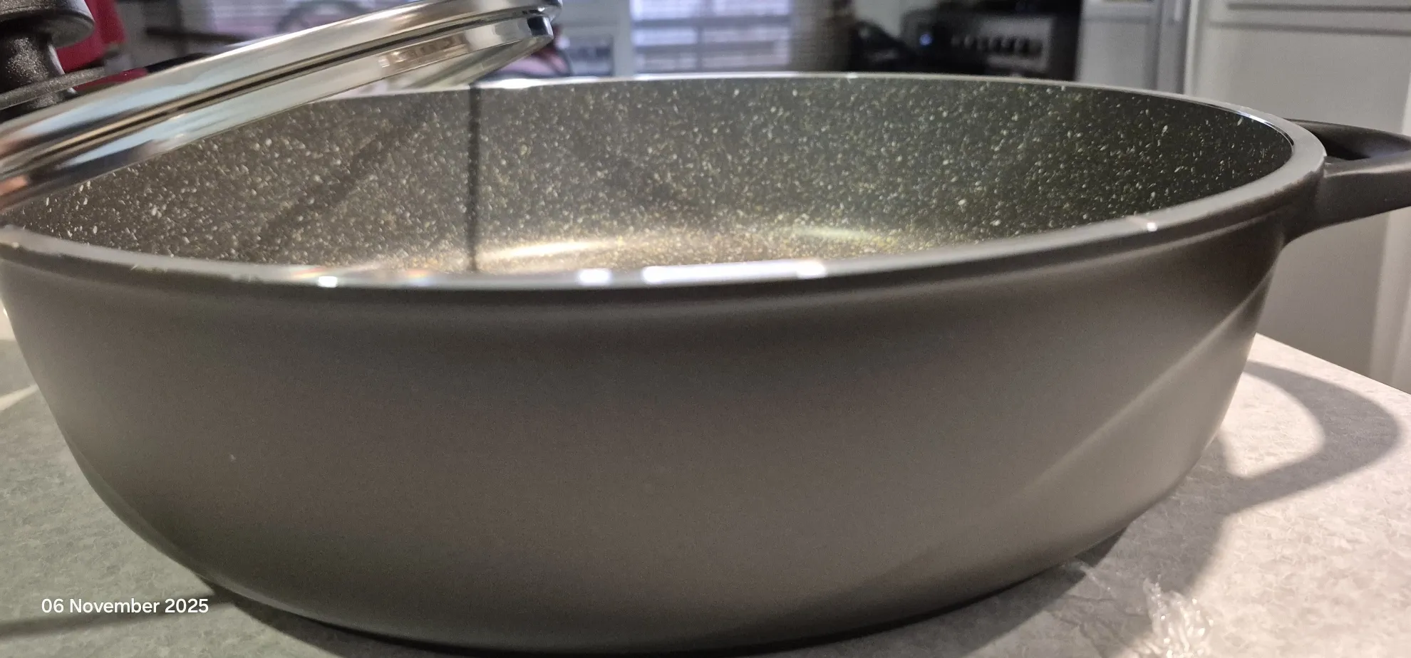 تابه عروس مدل ویکتوریا دربدار سایز 32