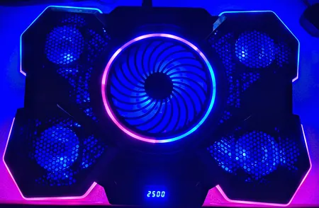 پایه خنک کننده لپ تاپ کول کلد مدل F13 RGB