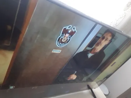 محافظ صفحه نمایش  مناسب برای تلویزیون 49 اینچ