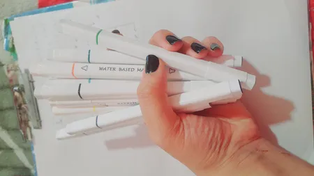 ماژیک علامت گذار کد 01 بسته 12 عددی