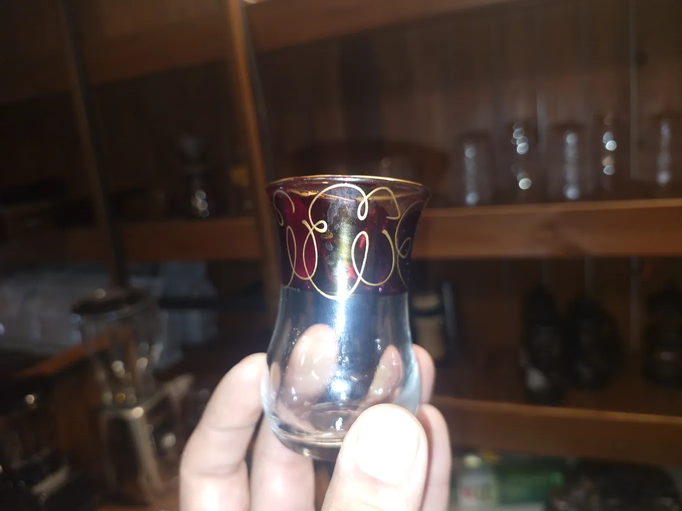 ست فنجان و نعلبکی ۱۲ پارچه مدل کمرباریک شاه عباسی