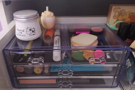 استند لوازم آرایشی مدل Cosmetic