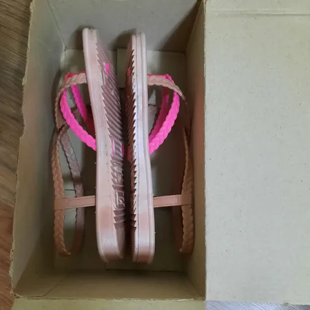 صندل رکابدار زنانه نسیم مدل هلن کد 2085