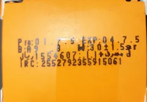 تجریه خرید لوسیون ضد چروک آردن سی فکتور مدل Vitamine C وزن 30 گرم