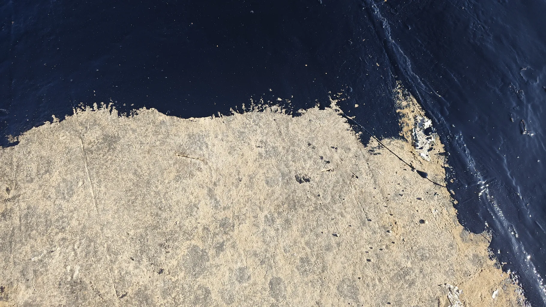 ایزوروف پایه قیر رزین گل مدل 02 حجم 4 لیتر