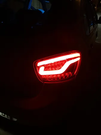 چراغ خطر عقب ان جی کو طرح کادنزا کد 01 مناسب برای تیبا 2 بسته دو عددی