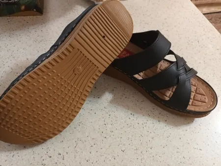 دمپایی زنانه پاپا مدل طبی دوختی کد Ce-711