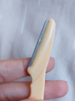 تیغ ابرو مدل 001 مجموعه 6 عددی