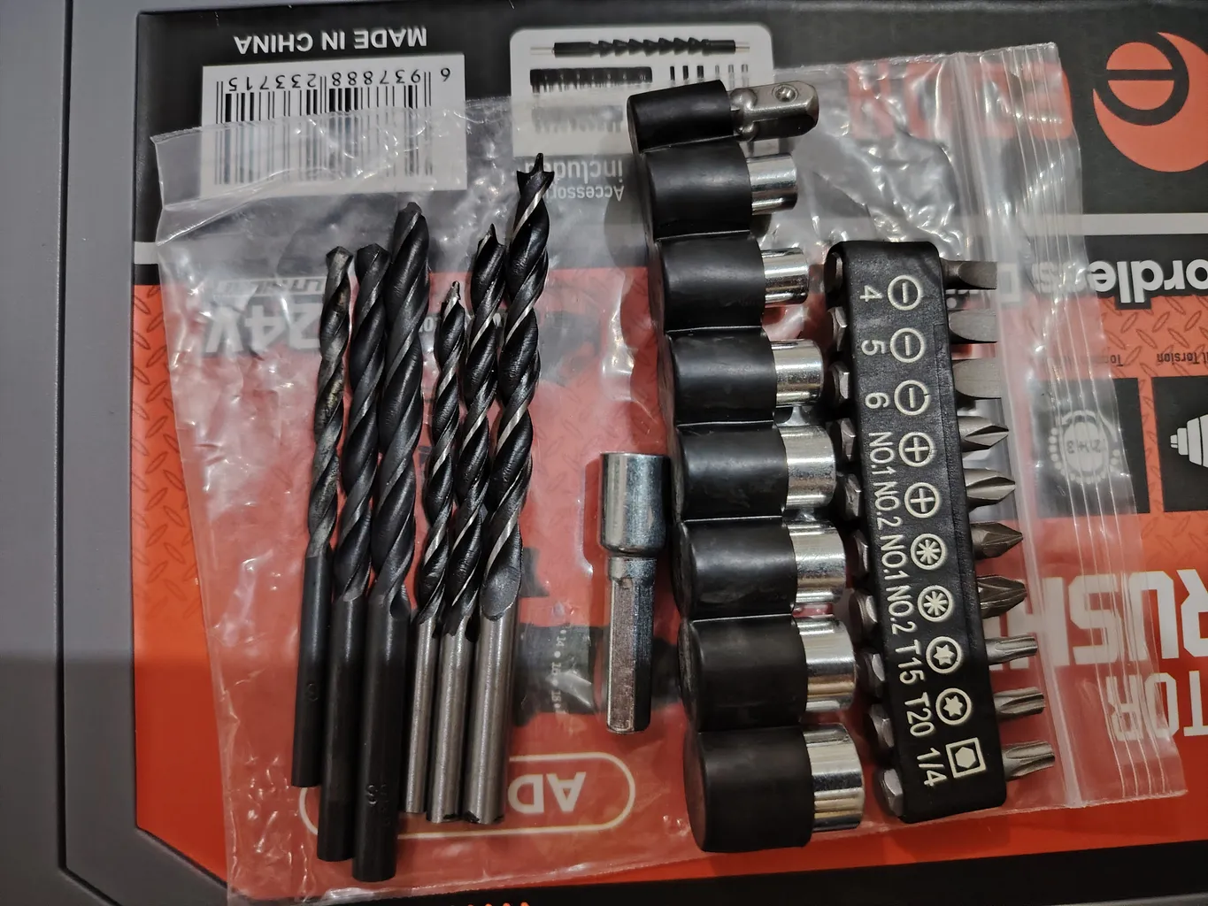 دریل پیچ گوشتی شارژی چکشی ادون مدل AD-24BL