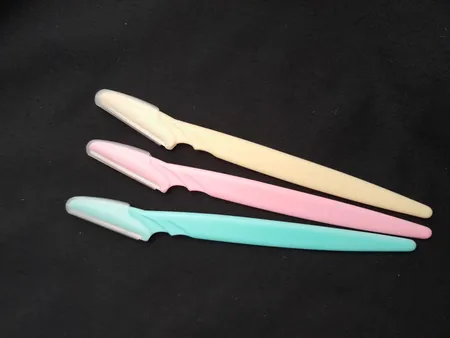 تیغ اصلاح ابرو تینکل مدل Shaper بسته 3 عددی